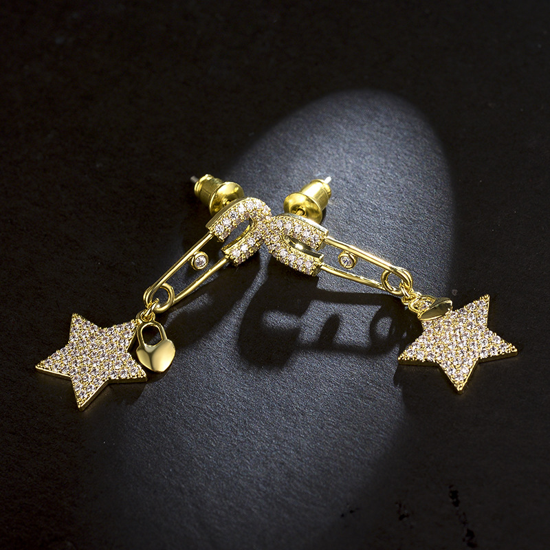 Personalidad De Moda Aretes De Estrella De Cinco Puntas De Plata Salvaje display picture 4