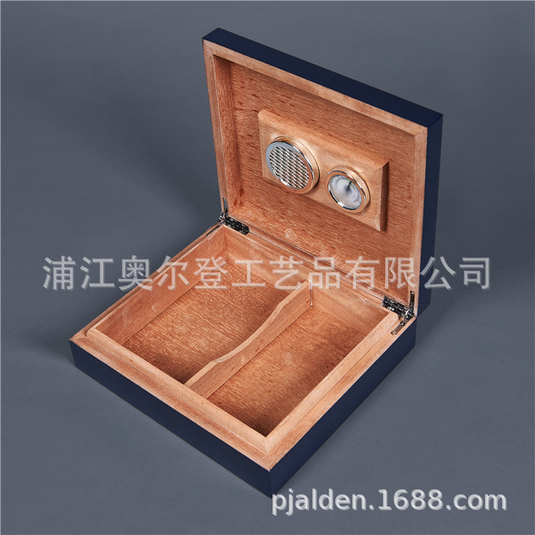 Direct sales from the original manufacturer, customizing cigar boxes, hygrometers, wooden portable packaging boxes, printed flip covers, and custom accessories detail image 2