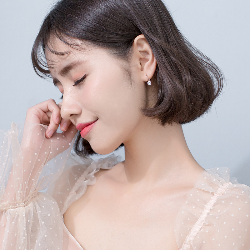 S925 botones de orejas de plata estilo coreano estilo simple temperamento de botones de orejas de diamante personalidad pequeña orejas G0560