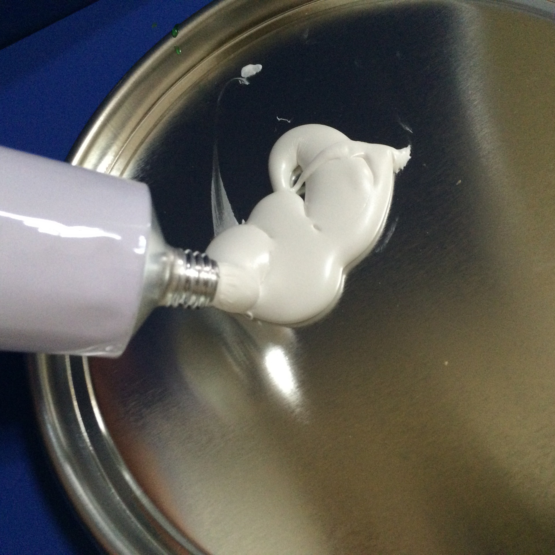 100ML阻燃白胶 过94-V0 环ROHS 粘性强过跌落测试免费试样