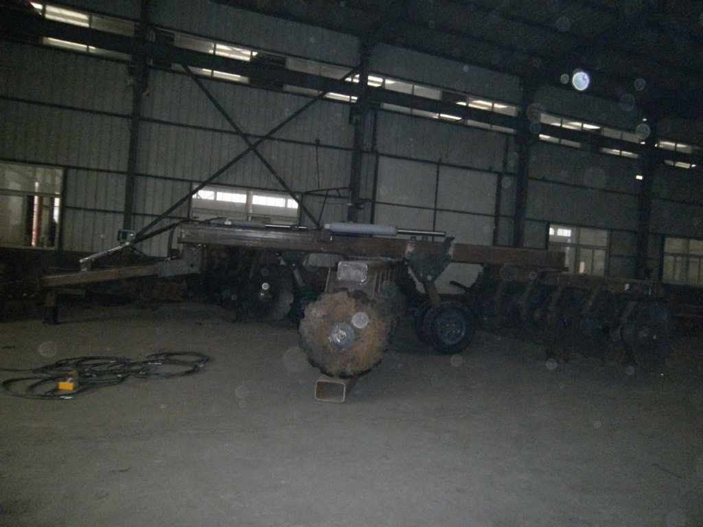 1BZ-6.5  60 片液压折翼重耙拖拉式圆盘耙液压牵引重耙缺口耙