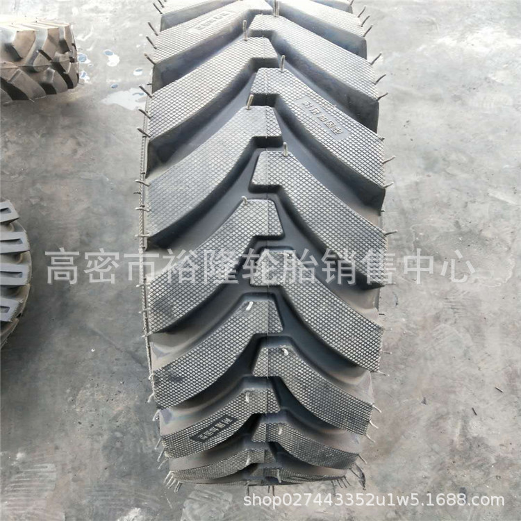 河南昆铲车轮胎8.25-16仑工程轮胎轮式挖掘机9.00/10.00-16-20