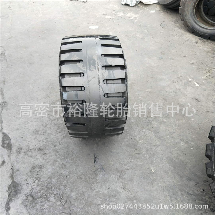 28*12.5-15叉车实心 轮胎工业实心轮胎28X12.5-15