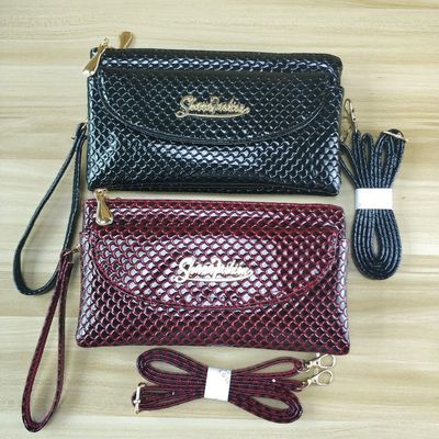 女包包2020年新款时尚潮流单肩斜挎手拿韩版跑江湖地摊妈妈包