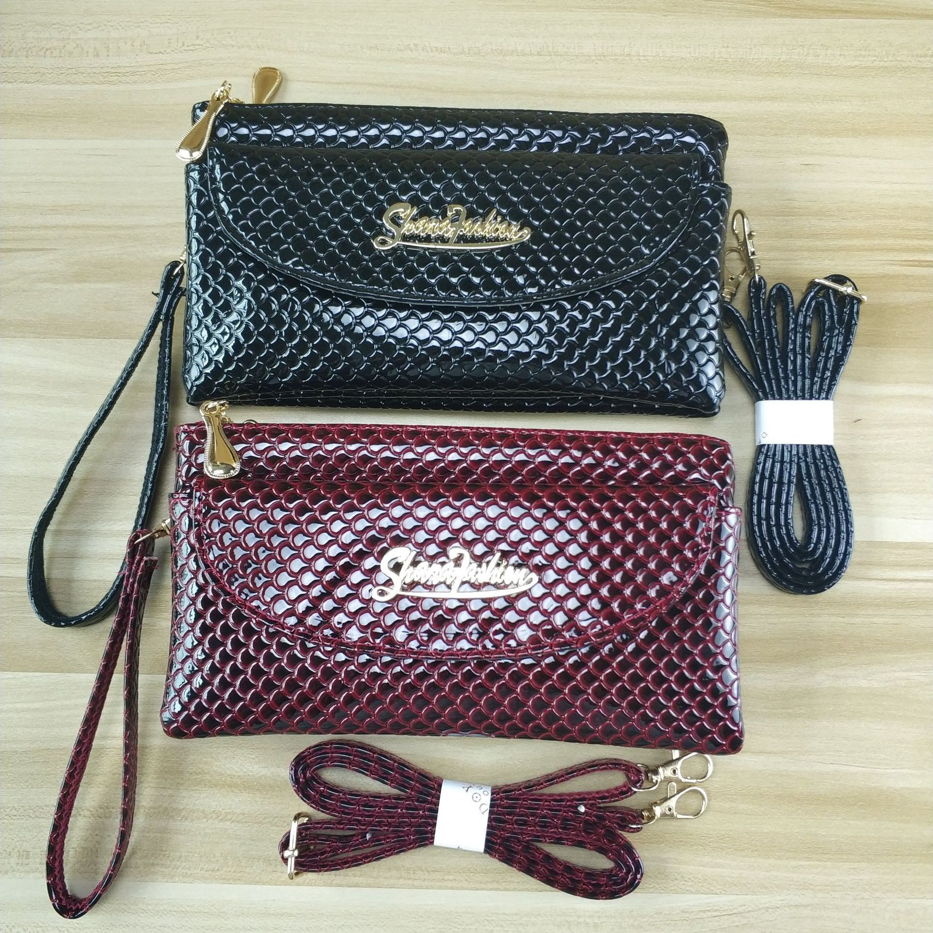 女包包2020年新款时尚潮流单肩斜挎手拿韩版跑江湖地摊妈妈包