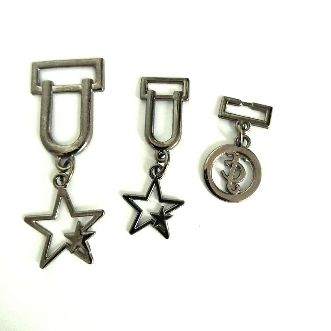 现货供应 金属五金挂件 五金服饰饰品diy装饰 裤几何图形配件