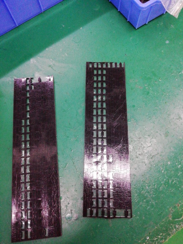 �ӹ����ƺ�ɫ�轺��زֽ���  9.6*4*2.5