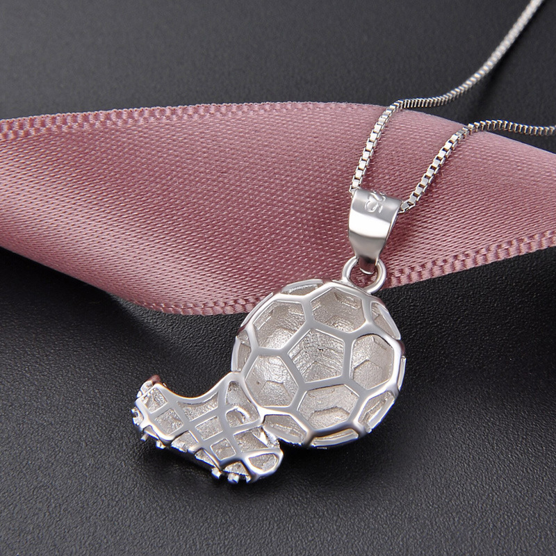 Fútbol s925 plata colgante collar dinámico personalidad dulce chica fresca joyería de moda al por mayor