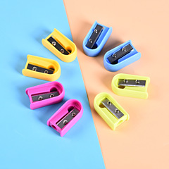 Single-hole small pencil sharpener red, yellow, blue, green color children elementary school pencil sharpener small manual plastic twist pencil sharpener wholesale
