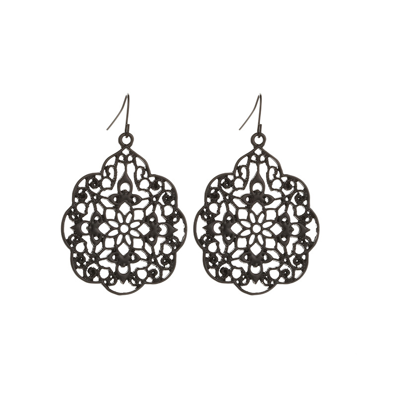 New Fashion Palace Plaid Hollow Earrings Hot Selling Alloy Plating Earrings Nihaojewelry Wholesale display picture 8