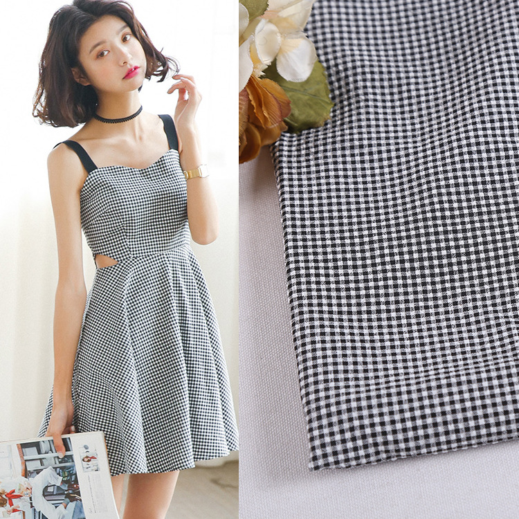 厂家直销 2018夏季吊带裙衬衫涤纶面料 黑白小泡泡格子布女装面料