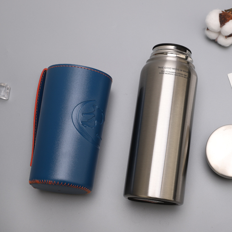Fábrica al por mayor nuevo 304 taza de vacío de acero inoxidable taza recta cubierta de cuero aislada taza de regalo de negocios taza de agua