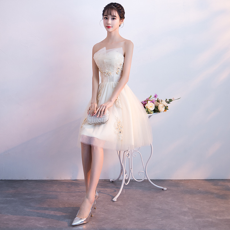 Vestido de noche para mujer, modelo nuevo de verano 2026 para anfitriona de reunión anual, elegante y distinguido, estilo largo y ajustado que estiliza la figura.