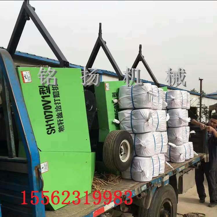 自动行走牧草捡拾机 秸秆全自动捡拾式打捆生产厂家