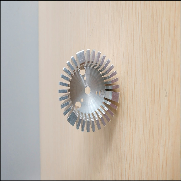 各种规格LED灯饰铝型材电子电器产品散热器铝合金来图来样定制