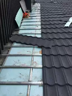 西双版纳厂家批发仿石板瓦风格  大理石质感 轻质别墅屋顶瓦 防腐