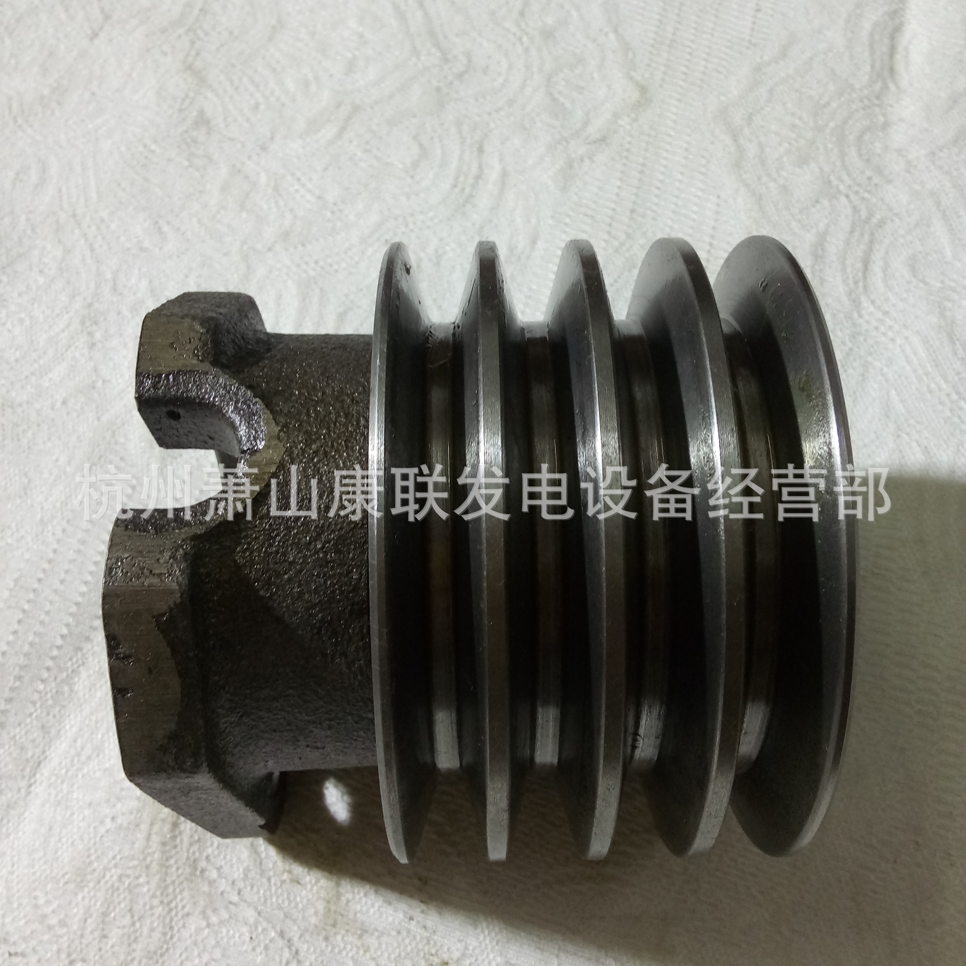大宇涨紧轮65.95820-0027（老款）DOOSAN大宇发电机配件