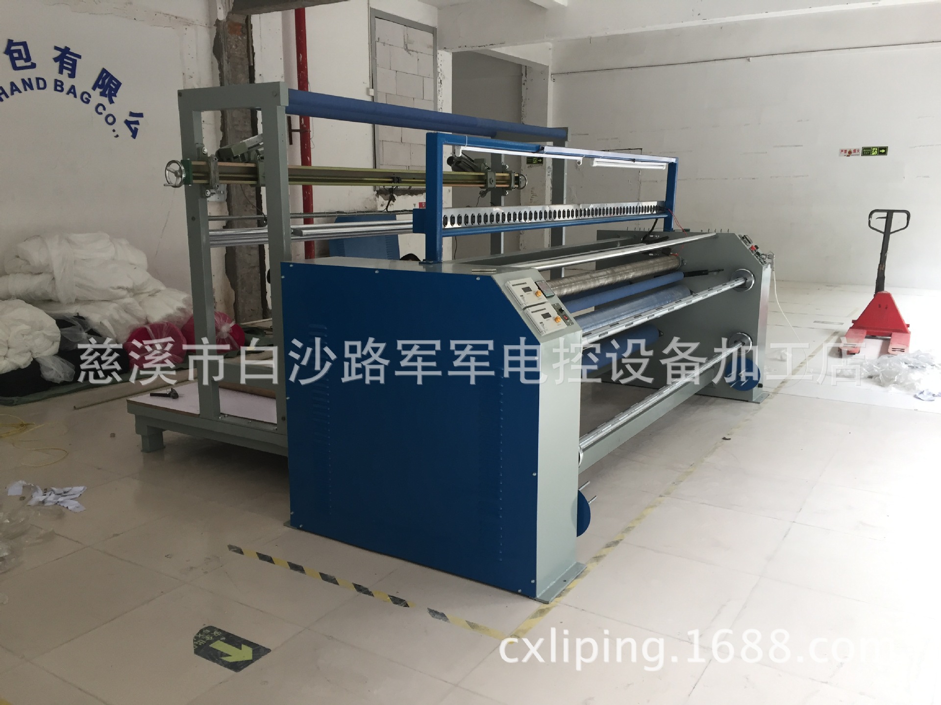 厂家供应全自动多刀热切机 面料全自动热切机