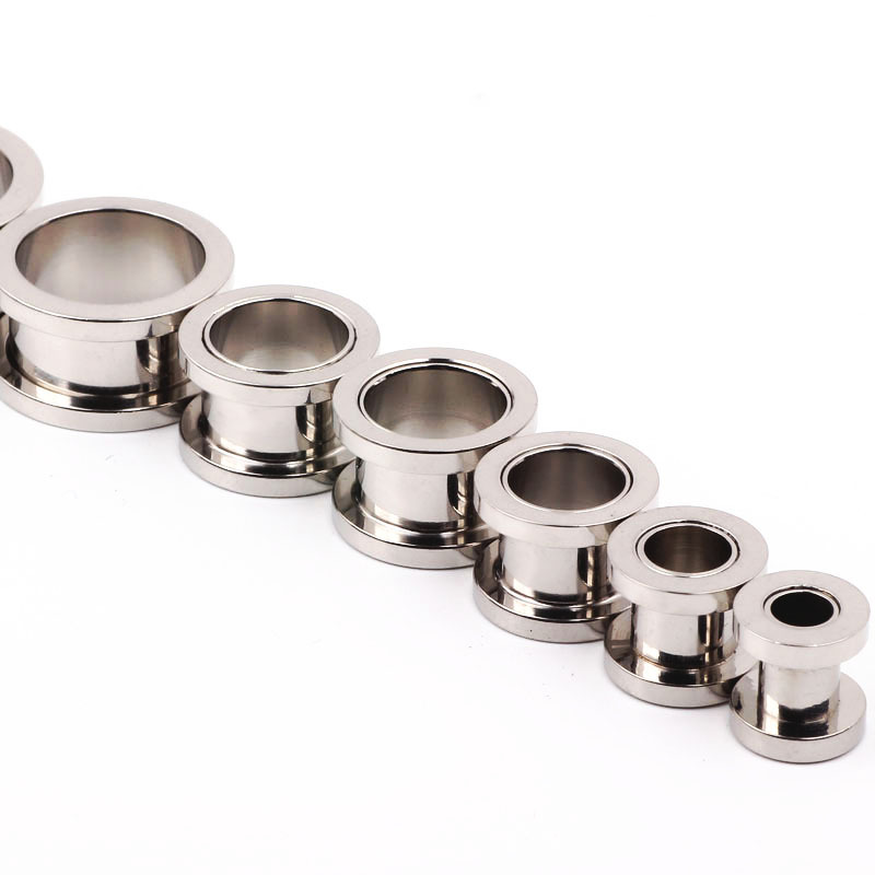 Pointed titanium steel lip stud product view