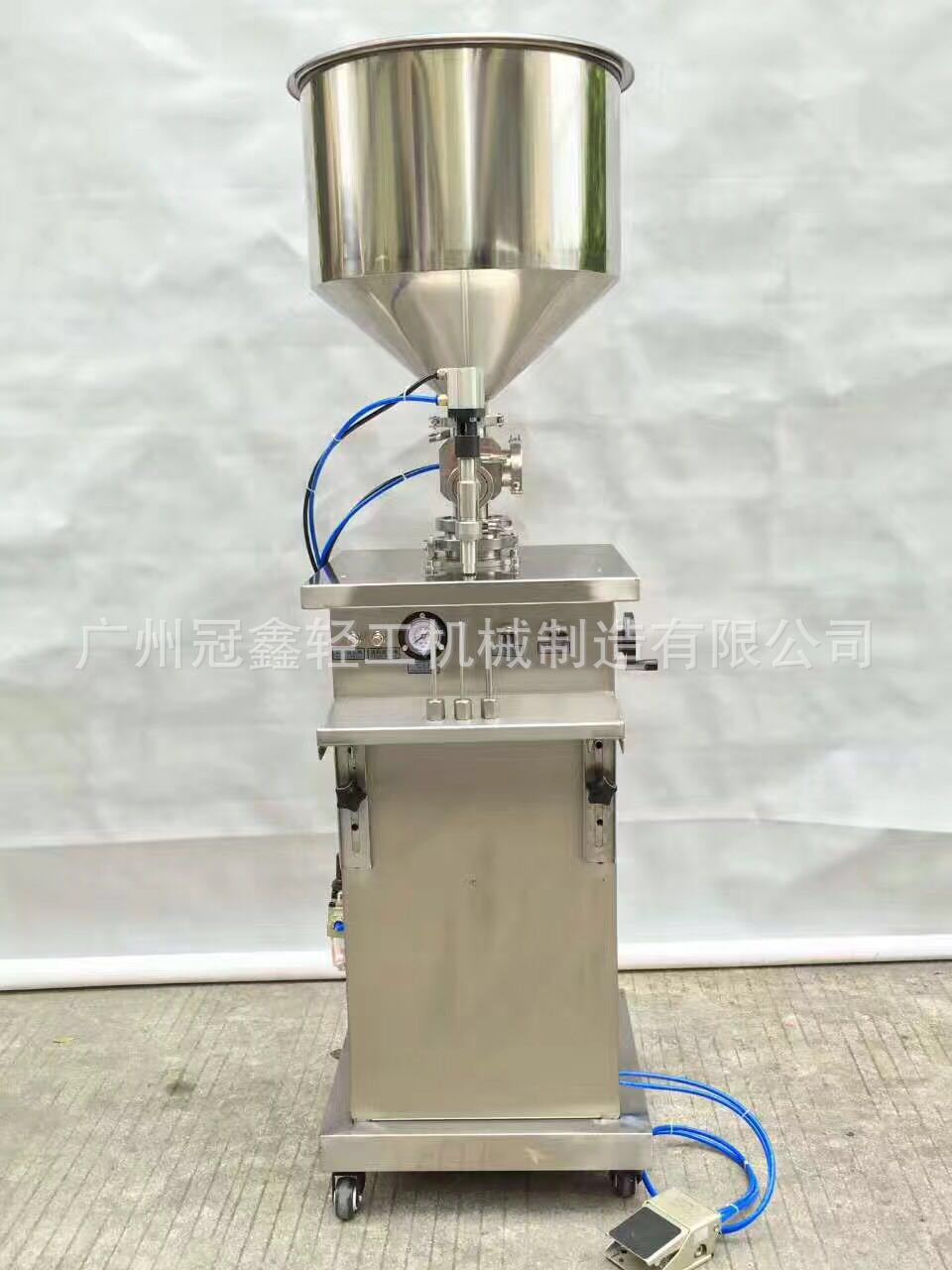 半自动膏霜灌装机 面霜灌装机 乳液灌装机 护手霜膏体灌装机