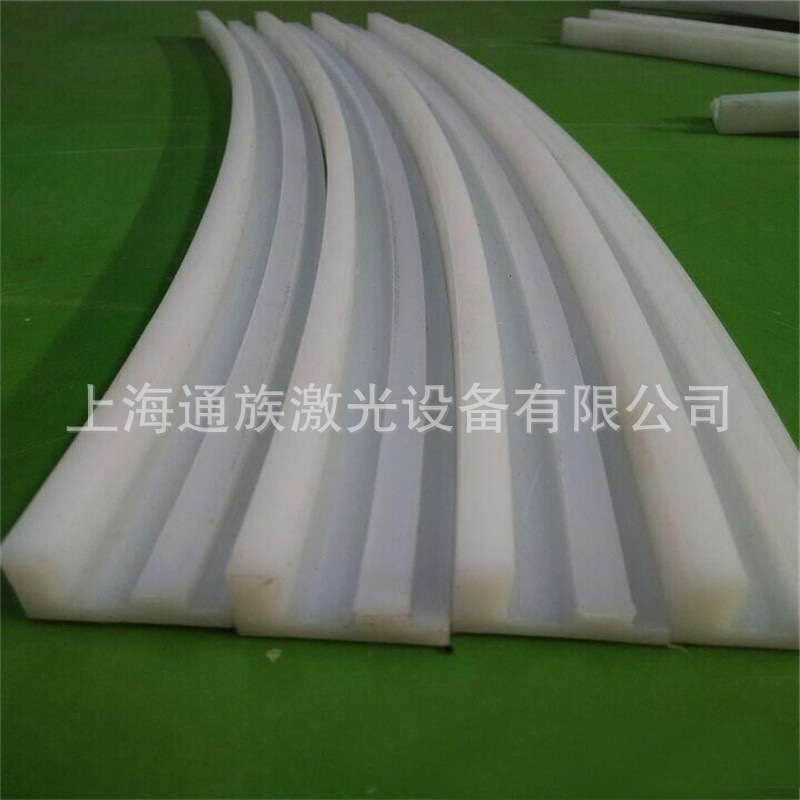 3530494982_1018936987