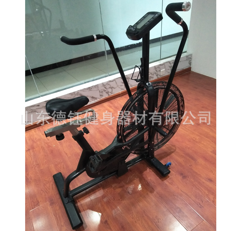 德钰厂家供应单车超静音运动 健身车室内运动健身器材 风阻自行车