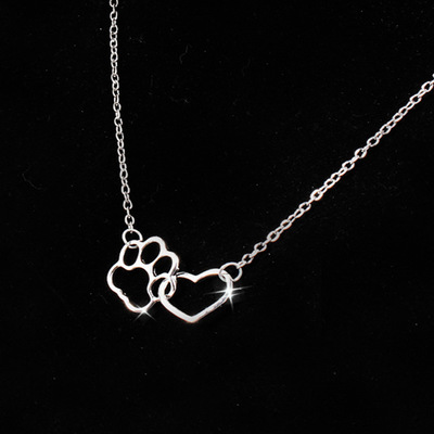 Pet Feet Dog Paw Peach Heart Pendant Necklace Cat Paw Love Necklace Wholesale