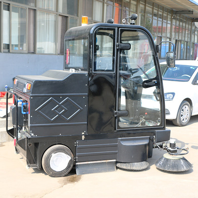 供应环卫扫地车 电动扫路车驾驶式扫吸结合小型新能源电动清扫车|ms