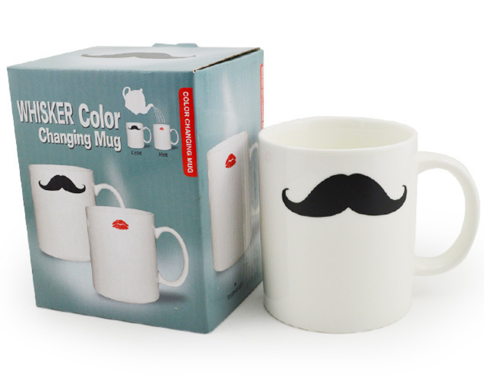 胡须嘴唇变色杯封面