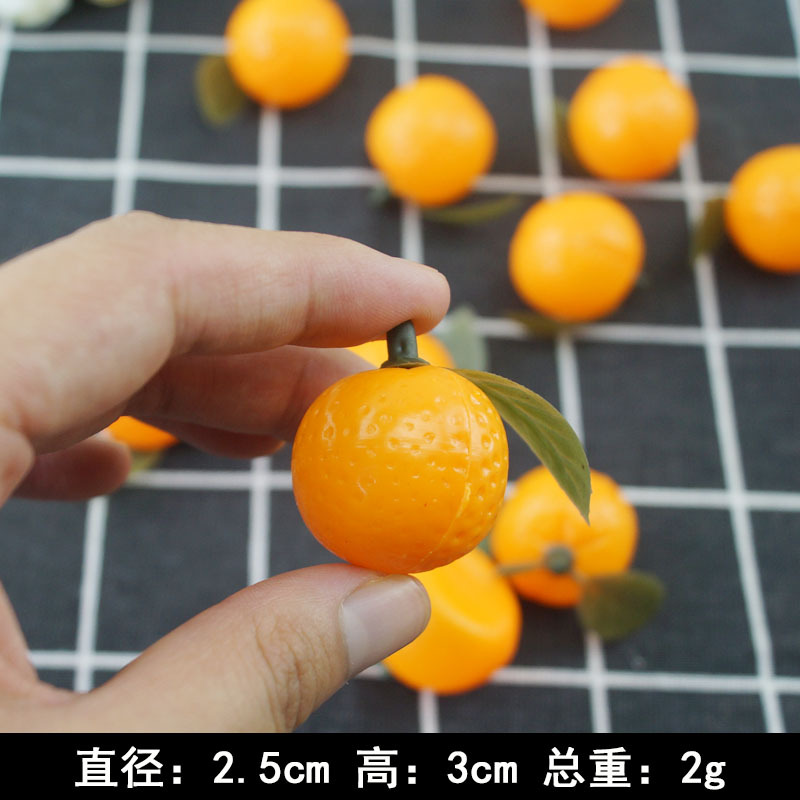 Simulación de plástico modelo de fruta de plástico naranja mini naranja con hojas naranja falso modelo de verdura de fruta al por mayor
