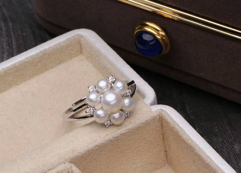 大牌珍珠戒指 4-8mm天然淡水珍珠镶嵌纯银戒指，工艺媲美k金