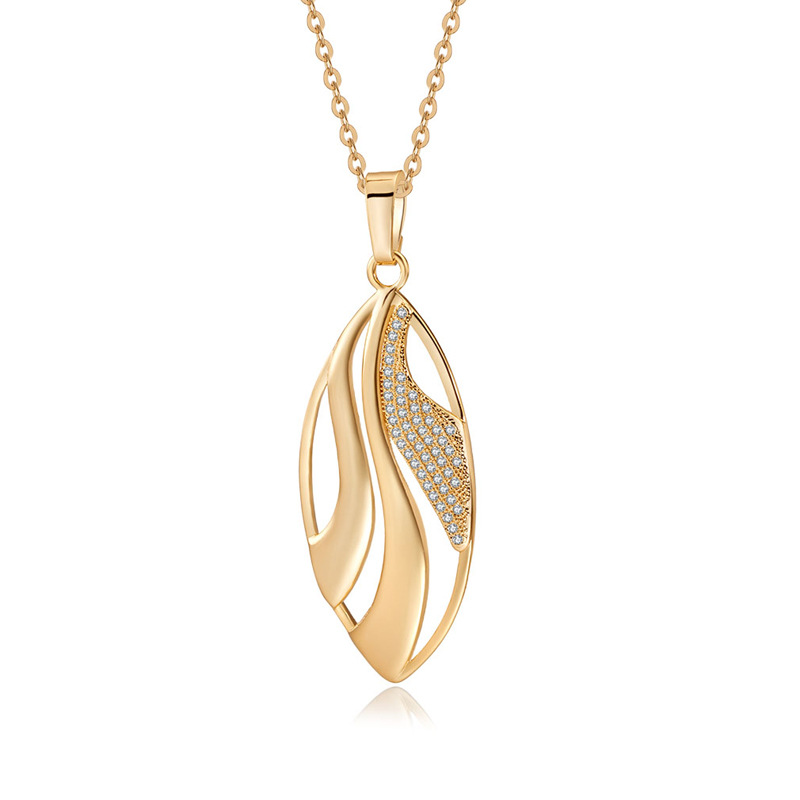 Brand copper elegant pendant with zircon