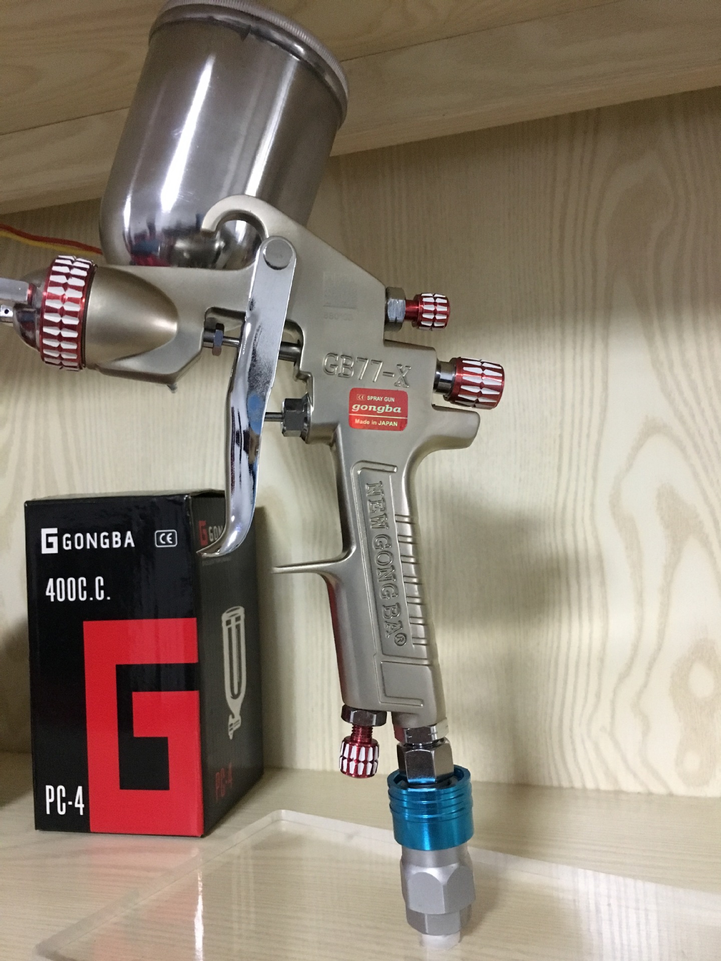 厂家直销精品多彩喷枪 w77上壶喷枪 w77下壶喷枪