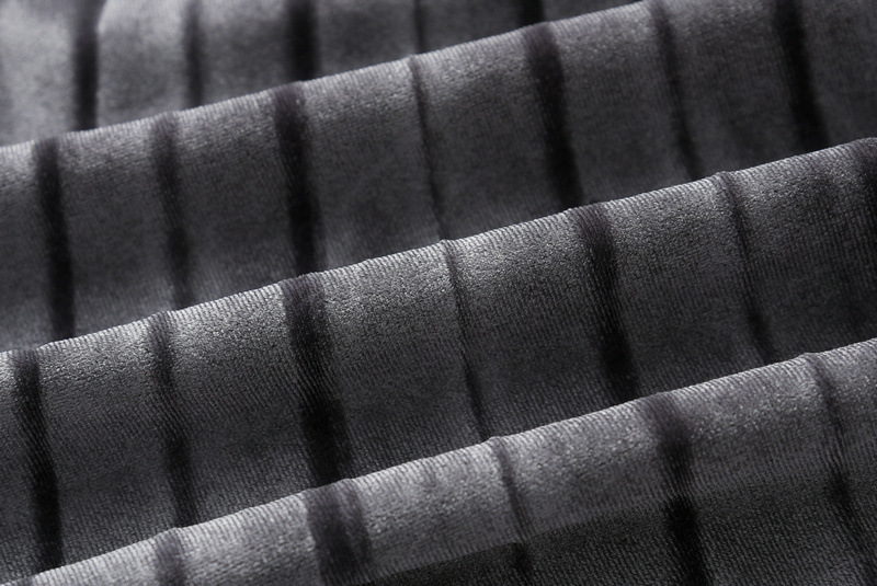 Dames rok geplooid van fluweel met mesh en goud accent_voghion.com