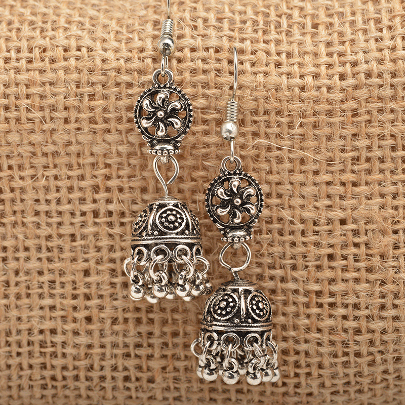 Hot Selling  Fashion Retro Ethnic Style Baroque Hollow Carved Bell Tassel Earrings Nihaojewelry Wholesale display picture 2