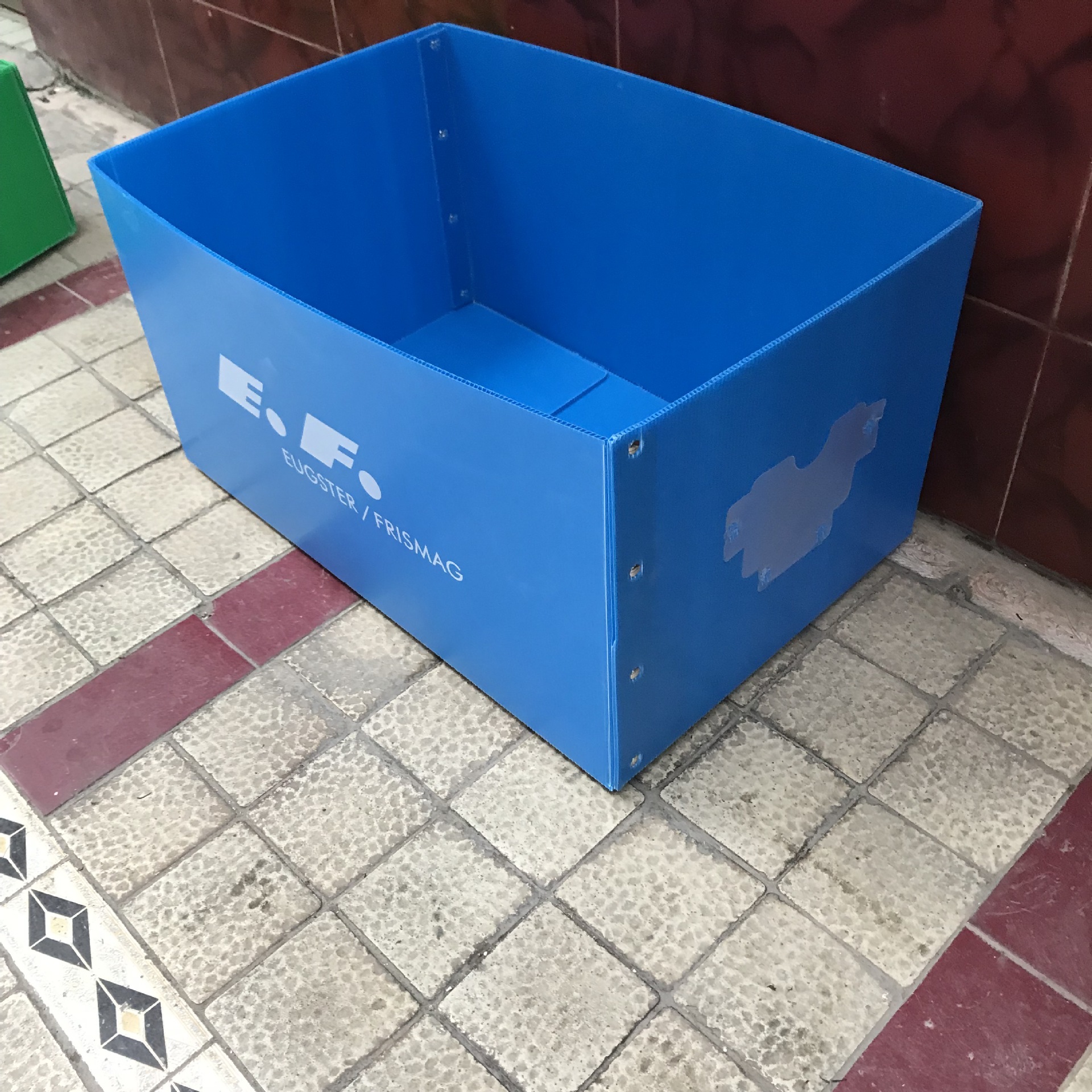 东莞江门：中空板箱 深圳箱子刀卡 塑胶板 瓦楞板塑料纸箱