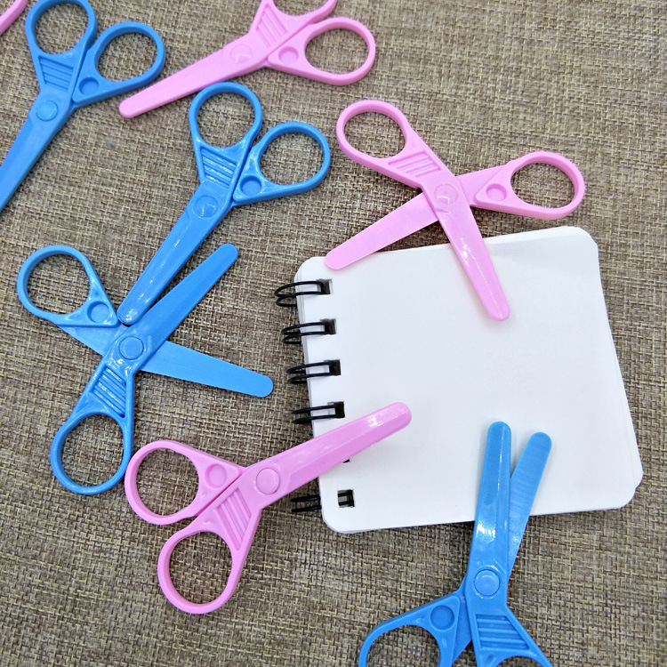 塑料小剪刀 儿童剪纸文具幼儿保护功能 安全塑料学生儿童手工剪详情11