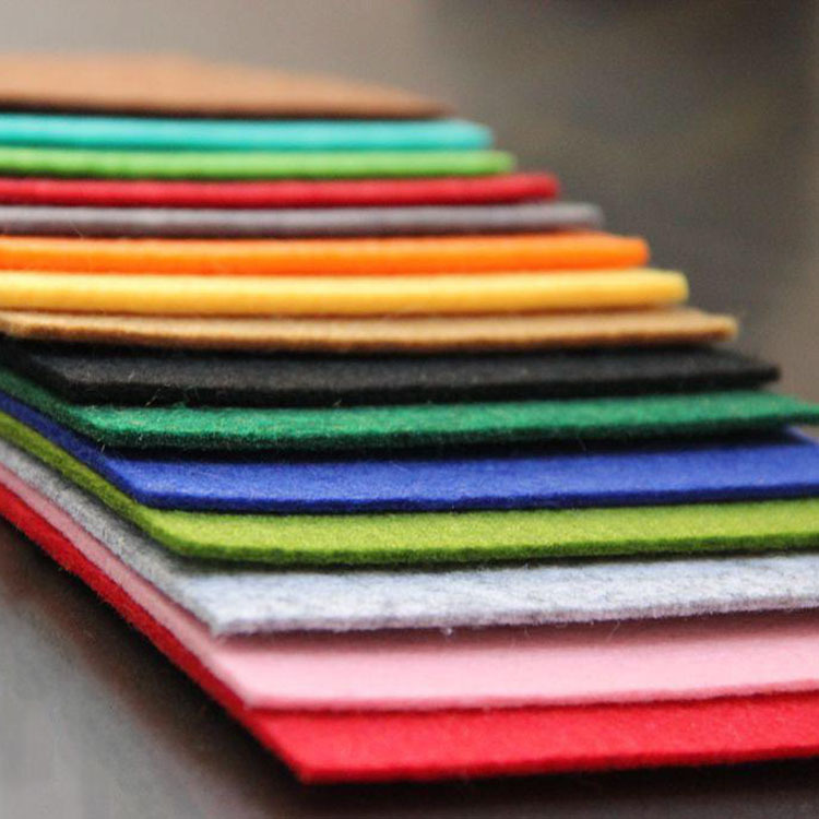 供应彩色毛毡布化纤针刺无纺布幼儿园墙贴毛毡背景墙