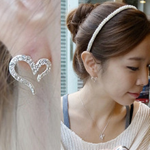 E03韓國 新款耳釘 淑女銀針水鑽愛心耳飾耳釘 混批 廠家批發
