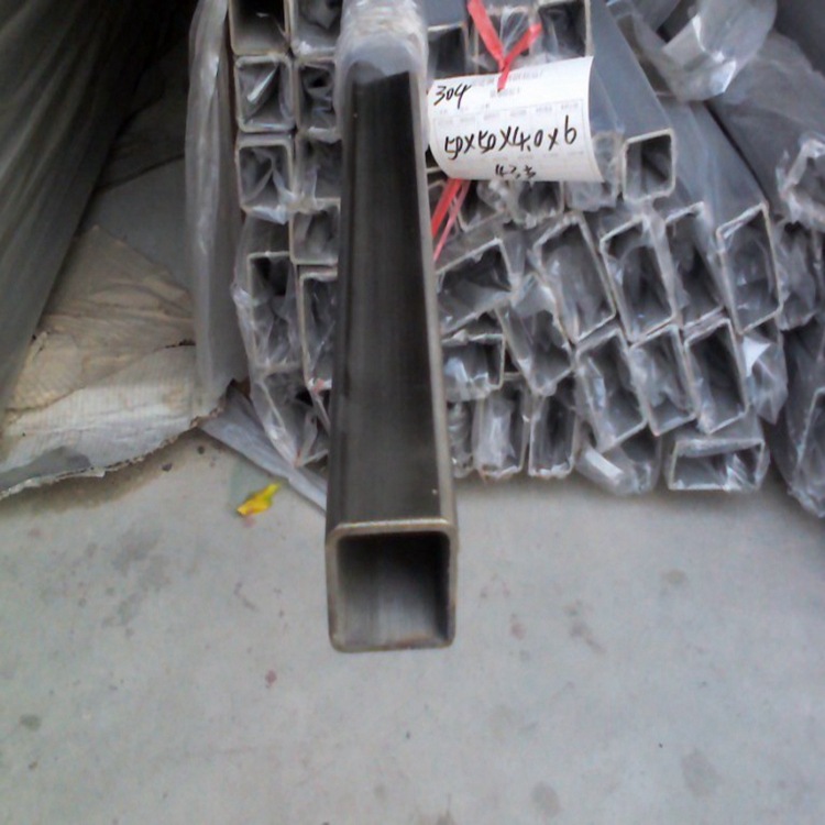 304不锈钢方管20*20*2.0 25*25*2.5 30*30*3.0不锈钢厚壁方通价格