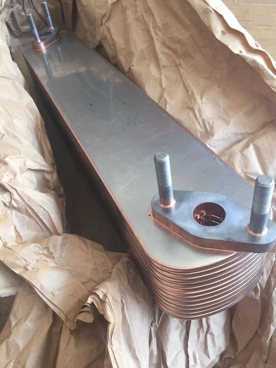 供应三菱S6A2-PTA发动机机油冷却器总成32539-10100