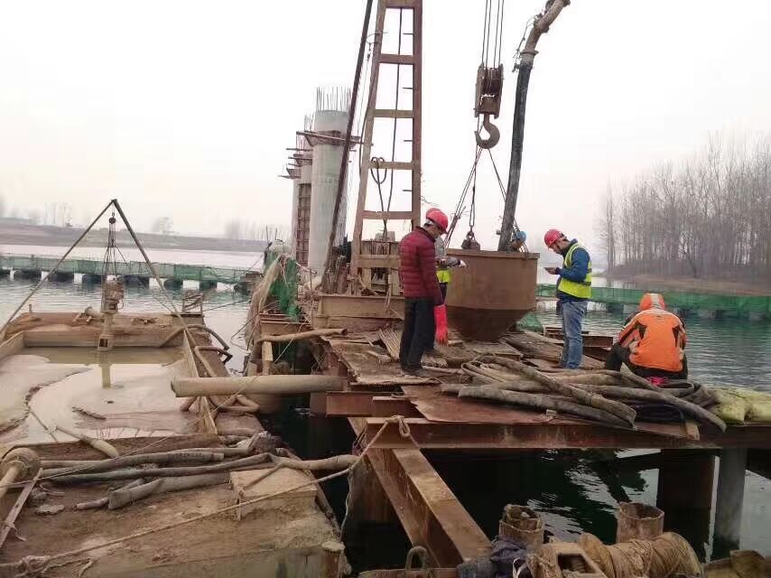 厂家销禹州耐磨4PNL泥浆泵 2.5米桩孔用泵  37KW立式泥浆泵