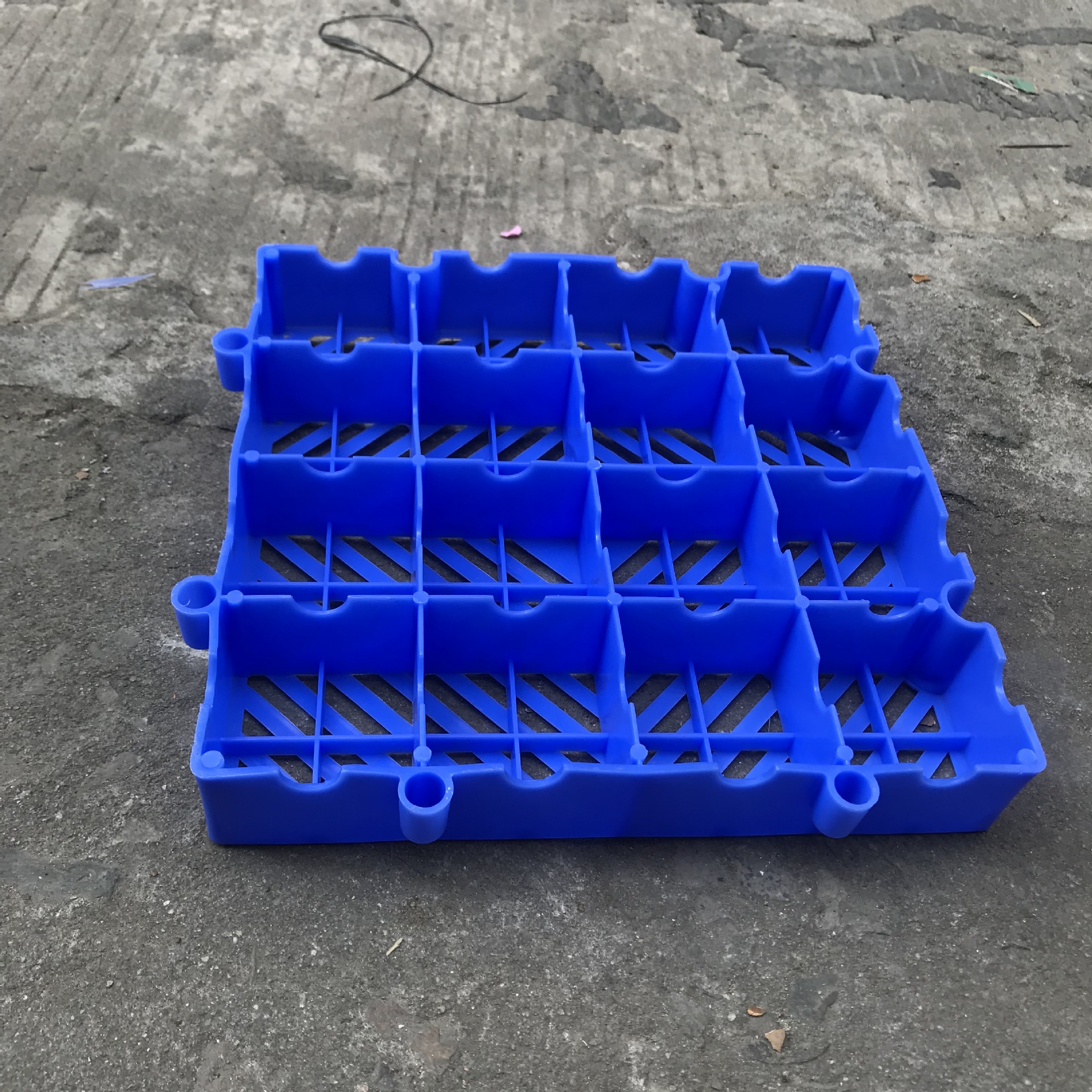 广西网格拼装小垫板防潮板500*500*50MM仓储铺地板仓库防湿卡板