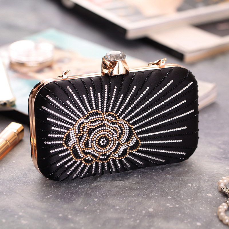 New Women's Dinner Bag Hot Drilling Clutch Bag Hard Box Small Square Bag Ladies Dress Bag display picture 3