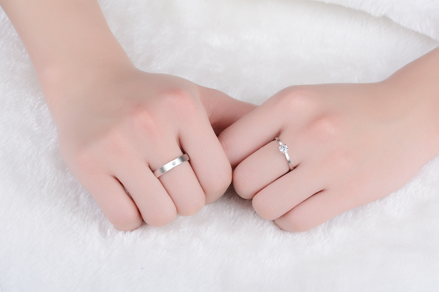 韩版时尚浪漫情侣对戒指环ins冷淡风气质百搭男女求婚开口戒指潮-阿里巴巴