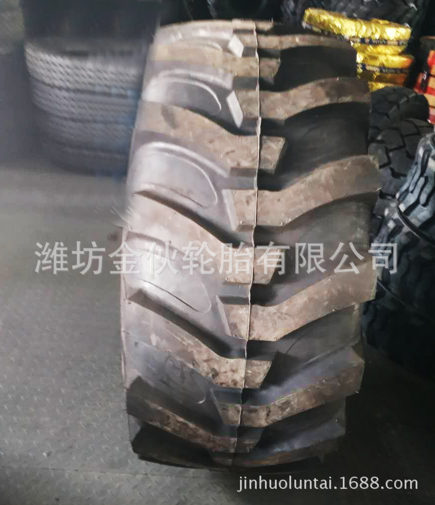 供应 19.5L-24 水田高花R-2花纹 稻田 农用拖拉机轮胎