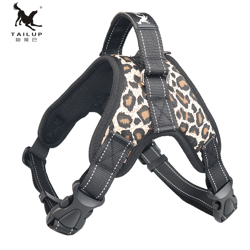翘尾巴宠物用品马鞍型大狗狗胸背带大中型犬牵引绳项圈亚马逊跨境