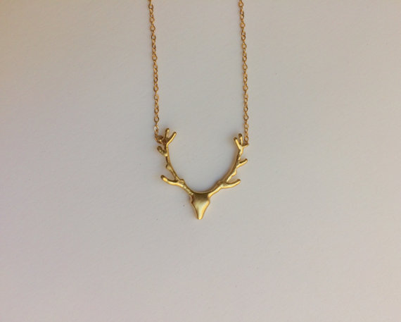Simple Antler Necklace Christmas Elk Reindeer Pendant Necklace Female Clavicle Chain Fawn Antler Nec
