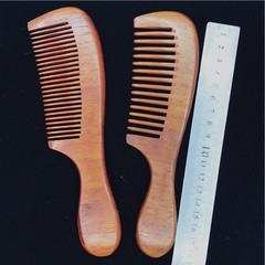 廠家大量批發 18厘米長款紅木梳子大果紫檀木梳子草花梨木梳子
