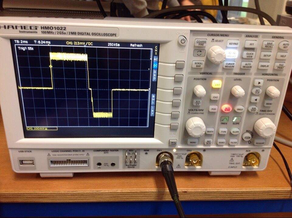 MSO3054,数字荧光示波器